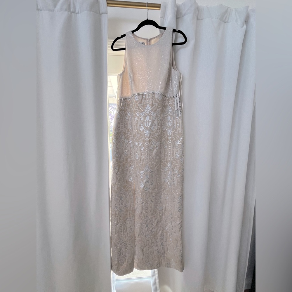 NWT Kay Unger formal dress champagne color with sequins sz 14